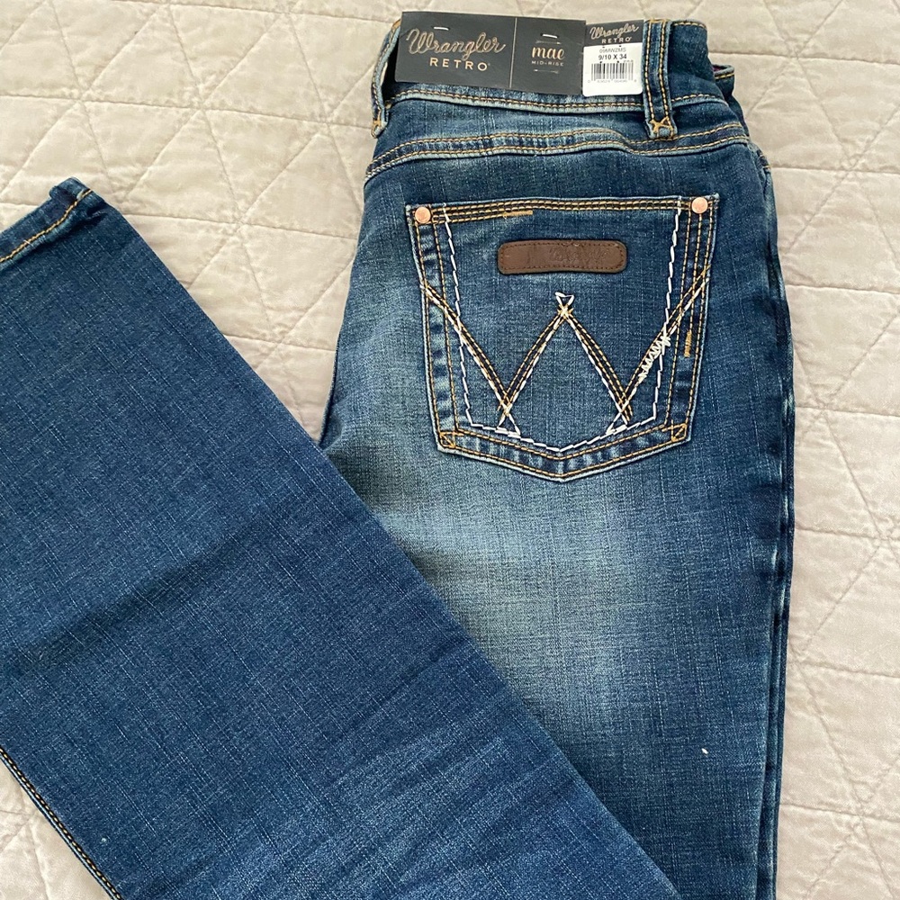Wrangler retro Mae size 9/10 x 34 new with tags